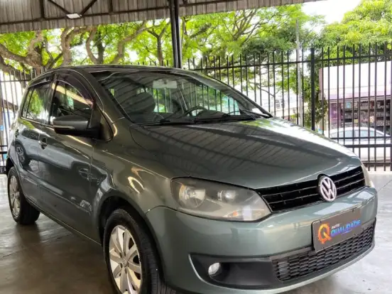 VOLKSWAGEN-FOX-1.0 MI TREND 8V FLEX 4P MANUAL VOLKSWAGEN-FOX-2011