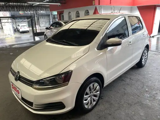 VOLKSWAGEN-FOX-2016