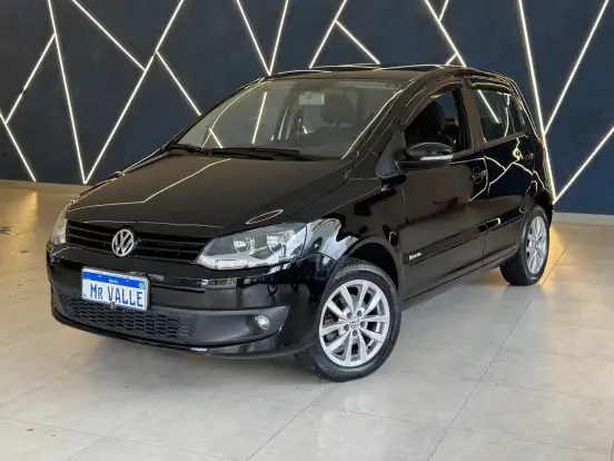 VOLKSWAGEN-FOX-1.6 MI 8V FLEX 4P AUTOMATIZADO VOLKSWAGEN-FOX-2014