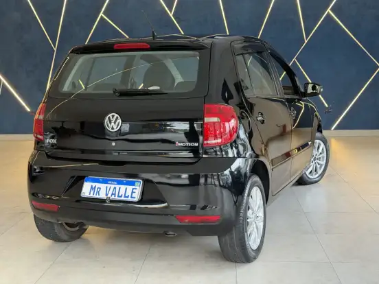 VOLKSWAGEN-FOX-1.6 MI 8V FLEX 4P AUTOMATIZADO VOLKSWAGEN-FOX-2014