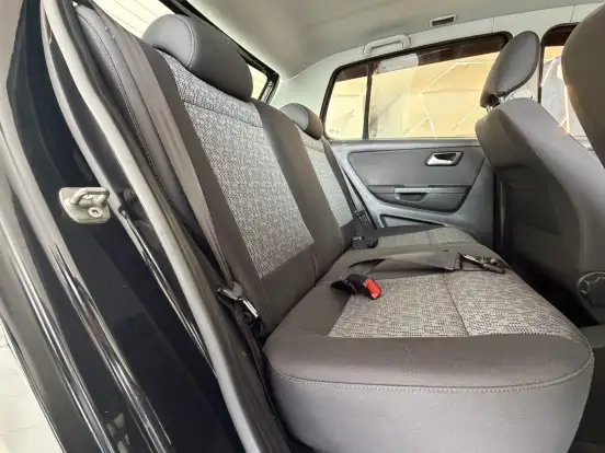 VOLKSWAGEN-FOX-1.6 MI 8V FLEX 4P AUTOMATIZADO VOLKSWAGEN-FOX-2014