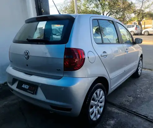 VOLKSWAGEN-FOX-2013