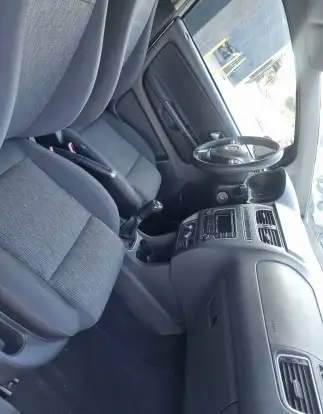 VOLKSWAGEN-FOX-2013