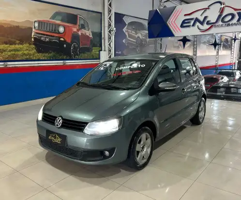 VOLKSWAGEN-FOX-2011
