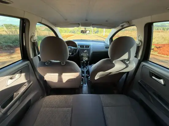VOLKSWAGEN-FOX-1.6 MI 8V FLEX 4P MANUAL VOLKSWAGEN-FOX-2012