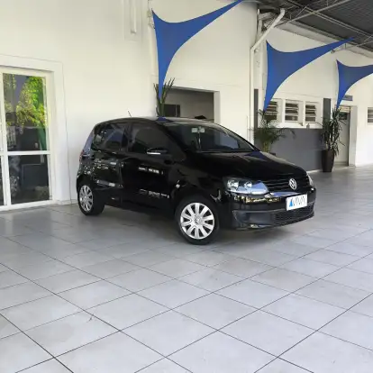 VOLKSWAGEN-FOX-2010