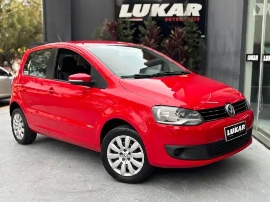 VOLKSWAGEN-FOX-2013