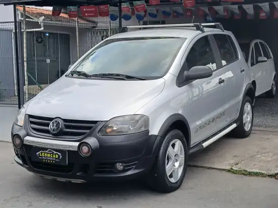 VOLKSWAGEN-FOX-2008