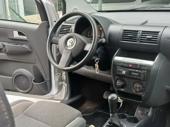 VOLKSWAGEN-FOX-2008