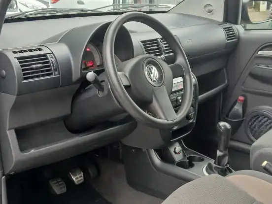 VOLKSWAGEN-FOX-2008