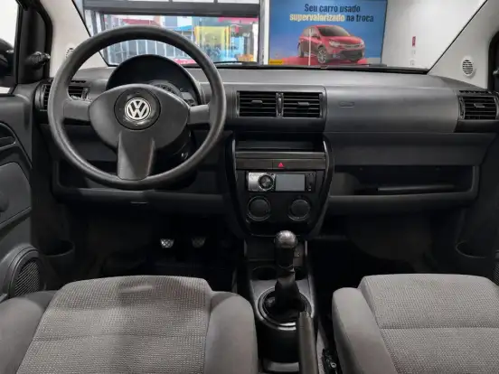 VOLKSWAGEN-FOX-2006
