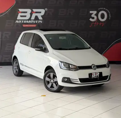 VOLKSWAGEN-FOX-2019