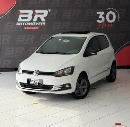 VOLKSWAGEN-FOX-2019
