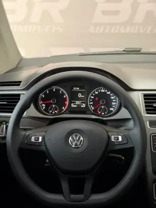 VOLKSWAGEN-FOX-2019
