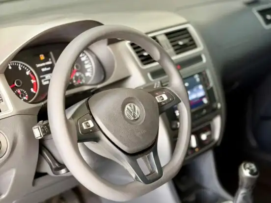 VOLKSWAGEN-FOX-1.6 MSI TOTAL FLEX CONNECT 4P MANUAL VOLKSWAGEN-FOX-2019