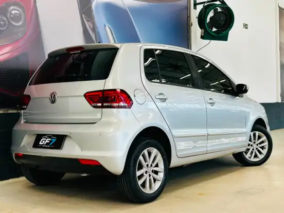 VOLKSWAGEN-FOX-1.6 MSI TOTAL FLEX CONNECT 4P MANUAL VOLKSWAGEN-FOX-2018