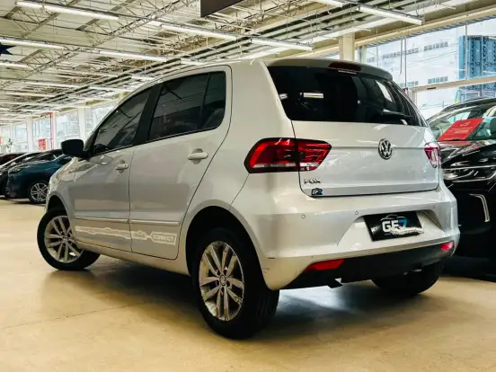 VOLKSWAGEN-FOX-1.6 MSI TOTAL FLEX CONNECT 4P MANUAL VOLKSWAGEN-FOX-2018
