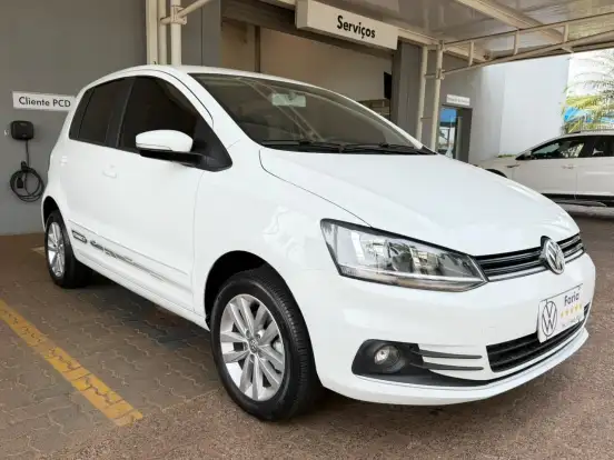 VOLKSWAGEN-FOX-1.6 MSI TOTAL FLEX CONNECT 4P MANUAL VOLKSWAGEN-FOX-2020