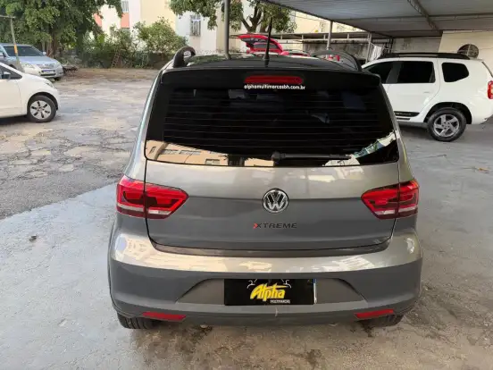 VOLKSWAGEN-FOX-2020