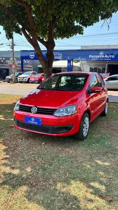 VOLKSWAGEN-FOX-2011