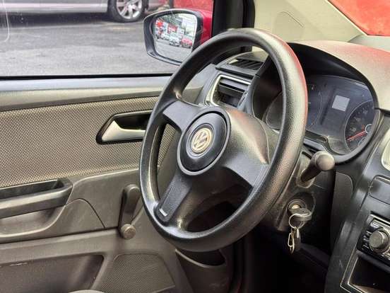 VOLKSWAGEN-FOX-1.0 MI 8V FLEX 4P MANUAL VOLKSWAGEN-FOX-2010