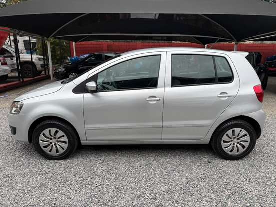 VOLKSWAGEN-FOX-1.0 MI 8V FLEX 4P MANUAL VOLKSWAGEN-FOX-2013