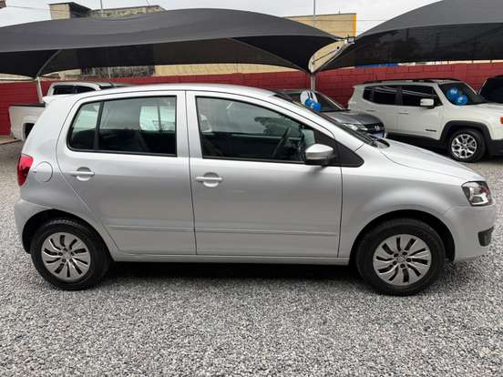 VOLKSWAGEN-FOX-1.0 MI 8V FLEX 4P MANUAL VOLKSWAGEN-FOX-2013