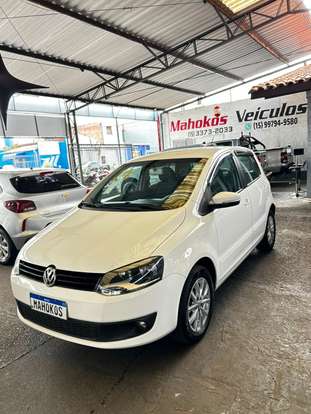 VOLKSWAGEN-FOX-1.0 MI 8V FLEX 4P MANUAL VOLKSWAGEN-FOX-2014