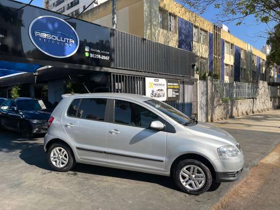 VOLKSWAGEN-FOX-2009