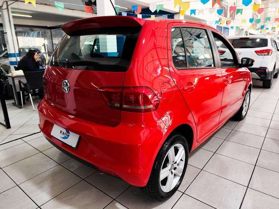 VOLKSWAGEN-FOX-1.0 MI COMFORTLINE 8V FLEX 4P MANUAL VOLKSWAGEN-FOX-2014