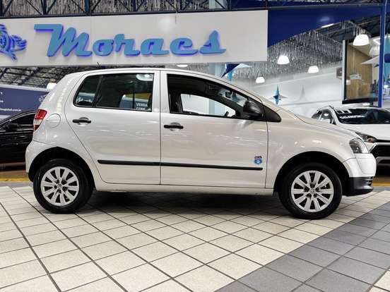 VOLKSWAGEN-FOX-2008