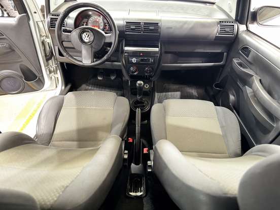 VOLKSWAGEN-FOX-2008