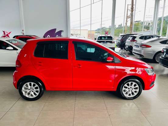 VOLKSWAGEN-FOX-1.0 MI TRENDLINE 8V FLEX 4P MANUAL VOLKSWAGEN-FOX-2015