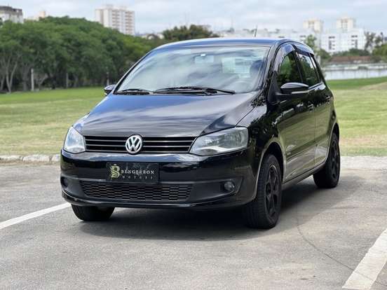 VOLKSWAGEN-FOX-1.6 MI 8V FLEX 4P AUTOMATIZADO VOLKSWAGEN-FOX-2010