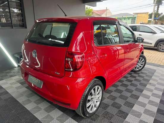 VOLKSWAGEN-FOX-2012