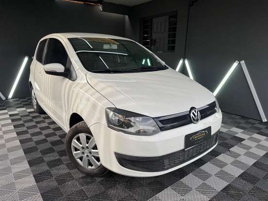 VOLKSWAGEN-FOX-2012