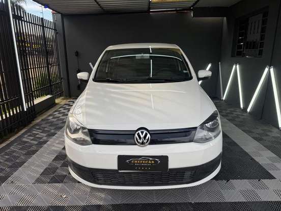 VOLKSWAGEN-FOX-2012