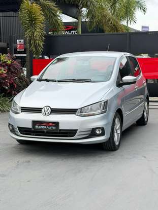 VOLKSWAGEN-FOX-2017