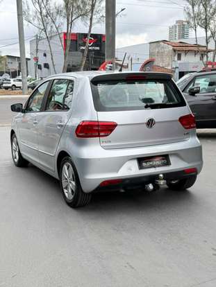 VOLKSWAGEN-FOX-2017
