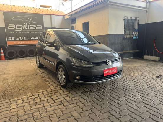 VOLKSWAGEN-FOX-1.6 MSI COMFORTLINE 8V FLEX 4P MANUAL VOLKSWAGEN-FOX-2015