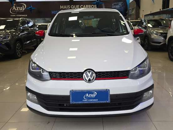 VOLKSWAGEN-FOX-2016