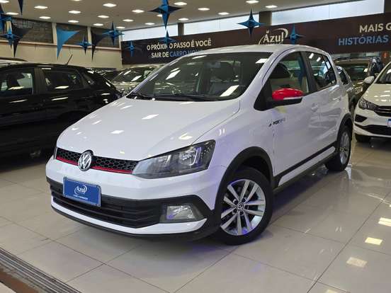 VOLKSWAGEN-FOX-2016