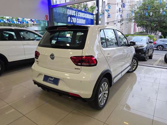 VOLKSWAGEN-FOX-1.6 MSI PEPPER 16V FLEX 4P MANUAL VOLKSWAGEN-FOX-2016