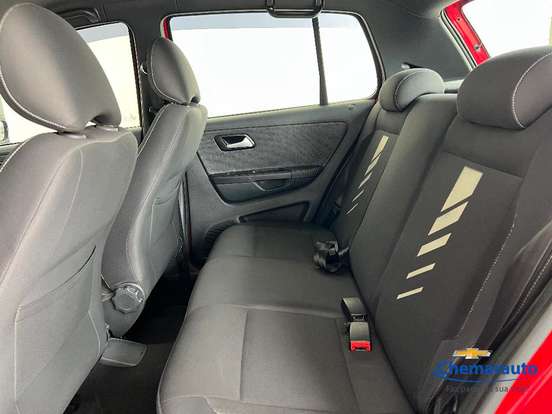 VOLKSWAGEN-FOX-2017