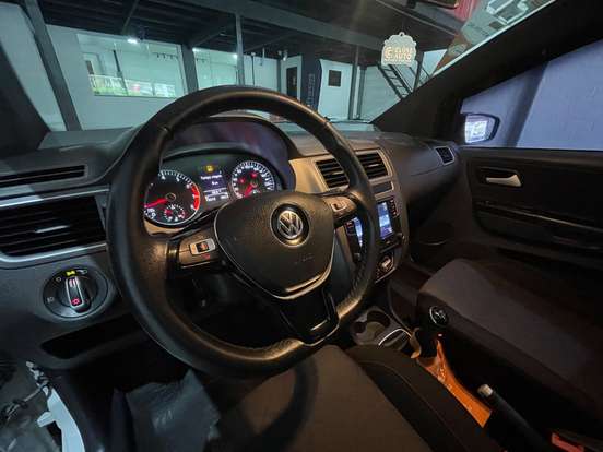VOLKSWAGEN-FOX-1.6 MSI TOTAL FLEX XTREME 4P MANUAL VOLKSWAGEN-FOX-2019