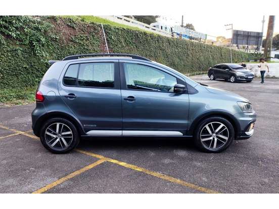 VOLKSWAGEN-FOX-2018