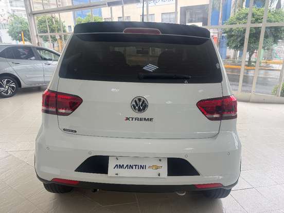 VOLKSWAGEN-FOX-2021