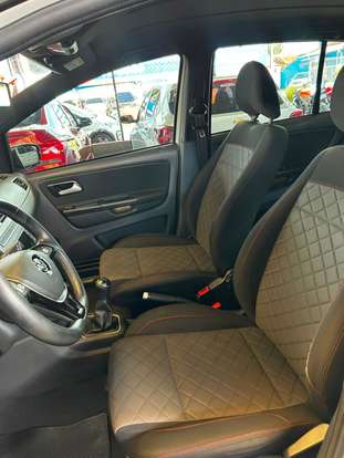 VOLKSWAGEN-FOX-1.6 MSI TOTAL FLEX XTREME 4P MANUAL VOLKSWAGEN-FOX-2017