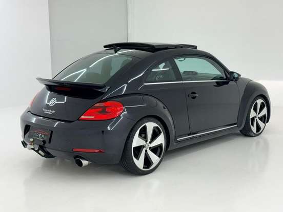 VOLKSWAGEN-FUSCA-2014