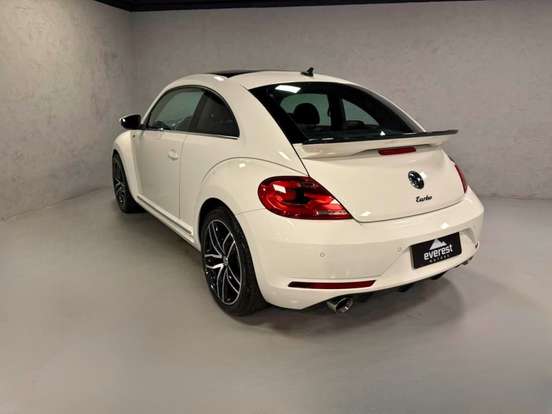 VOLKSWAGEN-FUSCA-2013